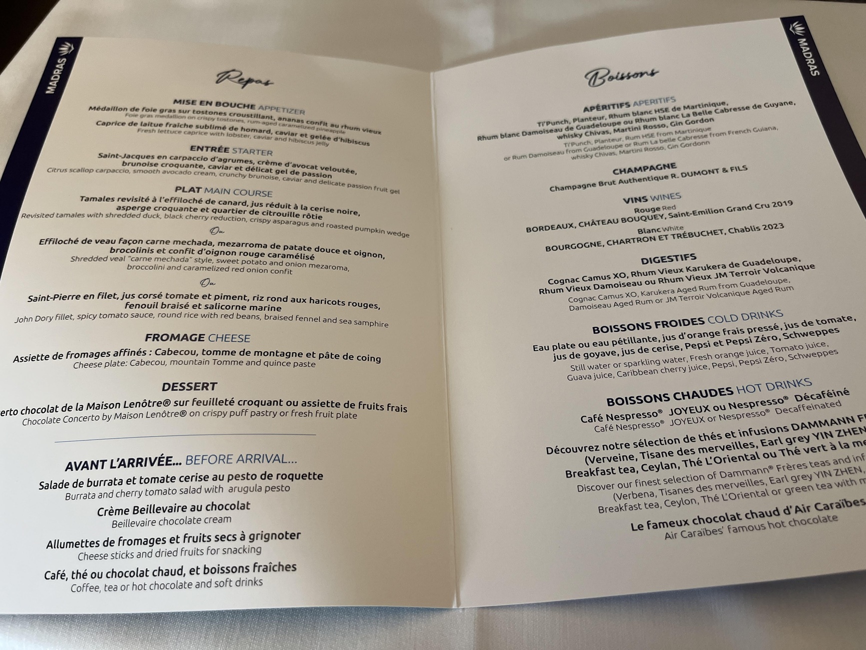 Mise en bouche, entrée, plat au choix, fromages et dessert. Les portions sont équilibrées, la présentation soignée, et le service attentif - Photo : LG