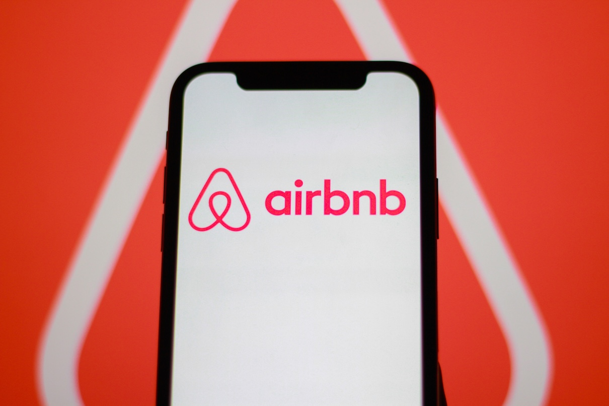 Airbnb lance un service de transport privé en partenariat avec Welcome Pickups - Depositphotos.com @MuhammadAlimaki