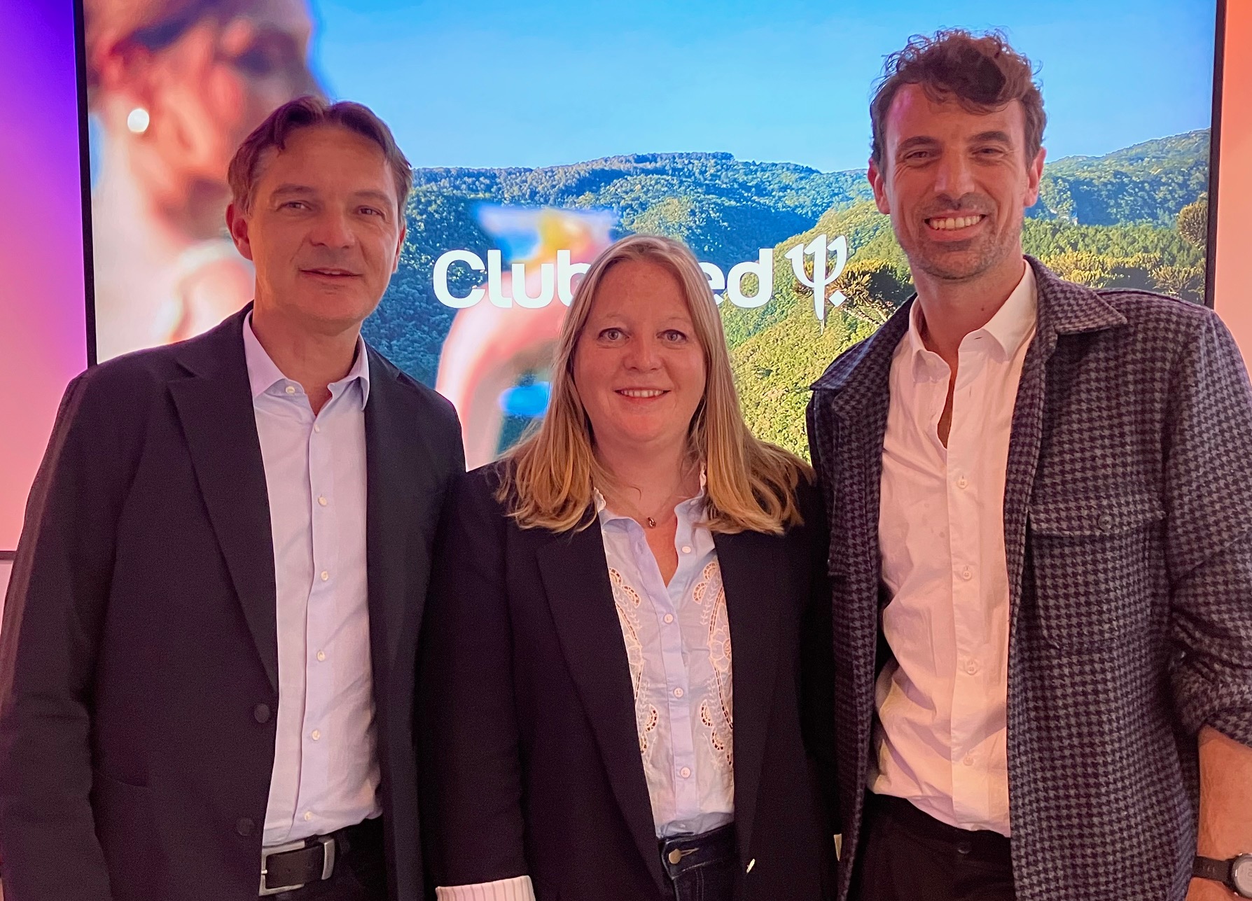Stéphane Maquaire (président), à gauche, accompagné de Charlotte Bernin (directrice générale marchés Europe, Afrique et Moyen-Orient) et Todd Julié (directeur des marchés France). Photo: T.Beaurepère