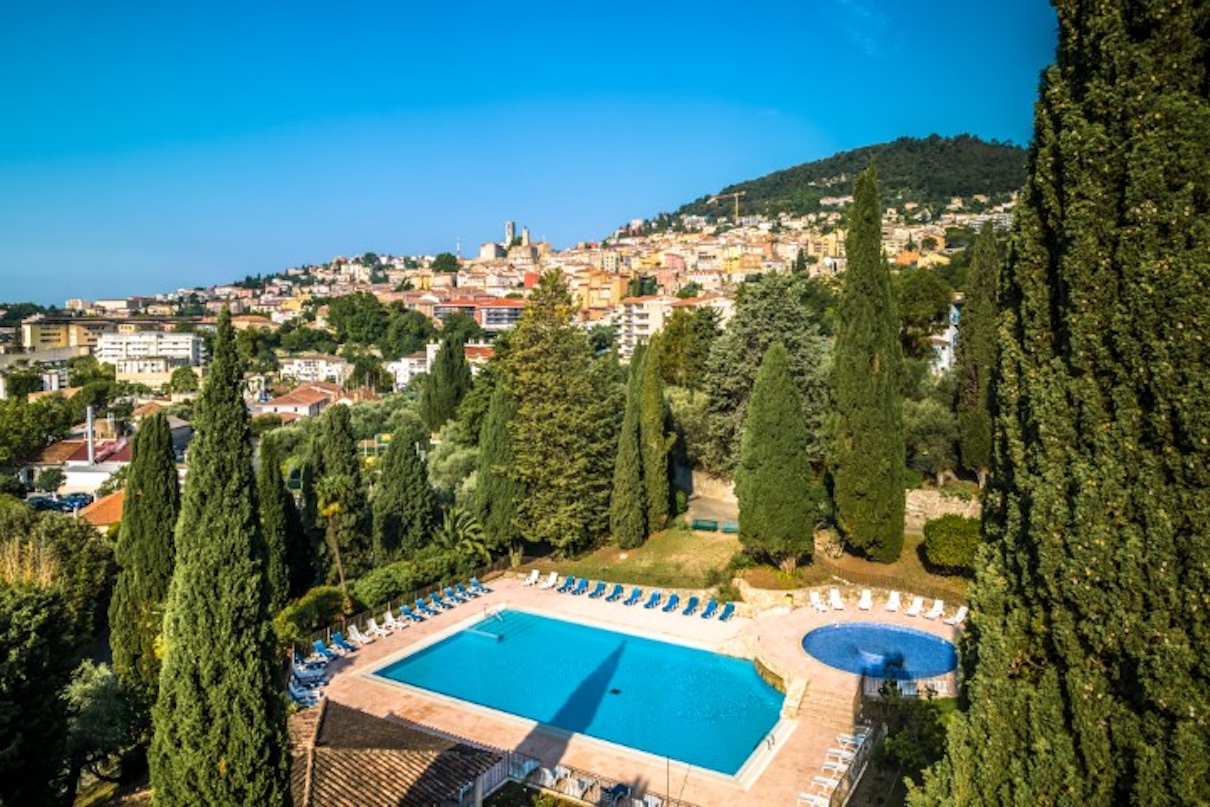 Le village vacances Les Cèdres à Grasse (Alpes-Maritimes) rejoint le réseau Cap France - Photo : Capfrance