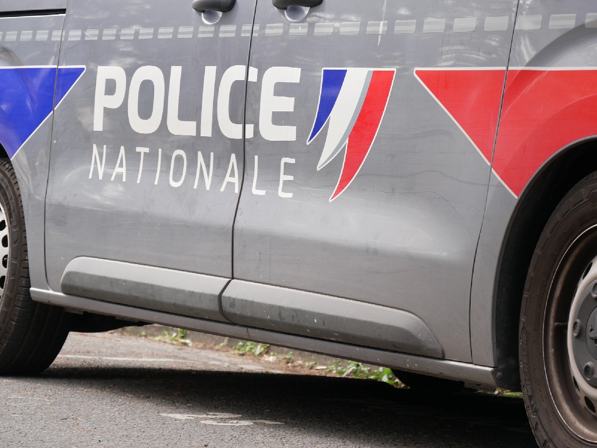 Pantin : un drame au sein d’une agence de voyages, un employé mis en examen - Depositphotos.com  Auteur igorpasz