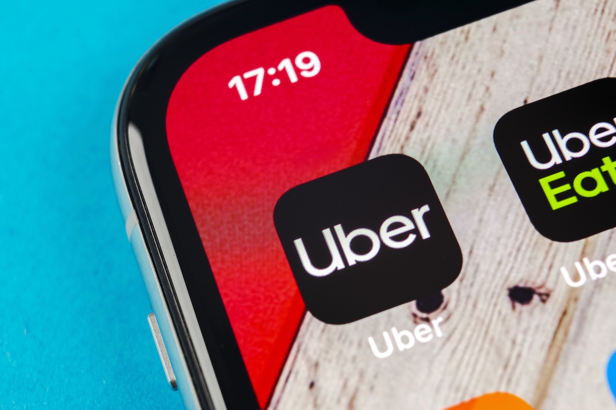Uber accélère sa transformation en plateforme globale - Depositphotos.com @bigtunaonline