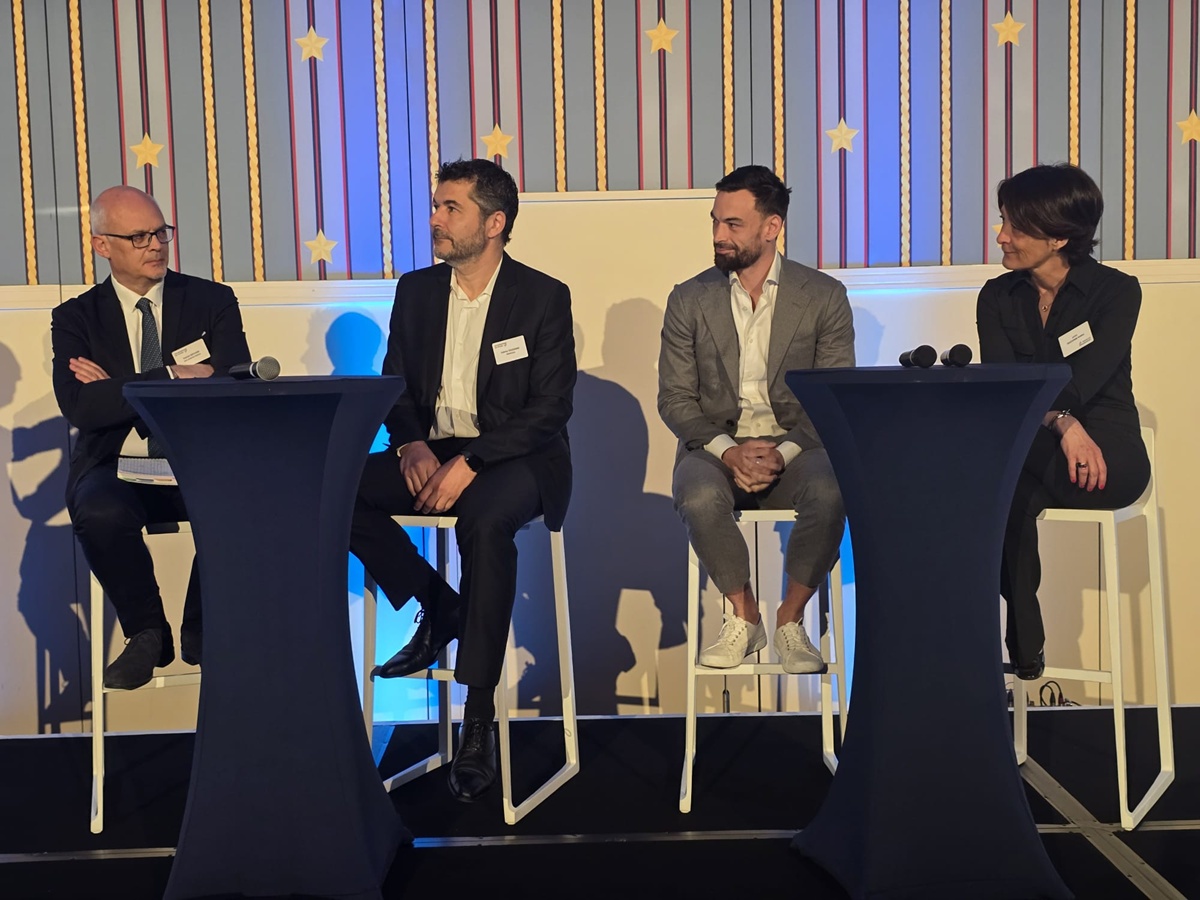 Patrick Métivier (Rail Charter Service), Fabrice Toledano (Trenitalia France), Hugon Bazin (Tictactrip, Verytrain) et Valérie Maucotel (Velvet) - Photo CE