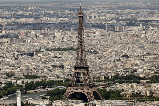 Le mouvement de grève nationale provoque la fermeture de la Tour Eiffel, ce mardi 14 juin 2016 - Photo : Tour Eiffel