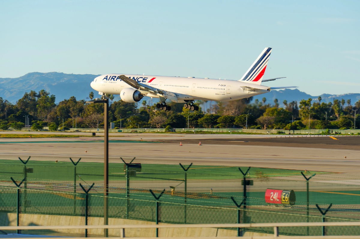 Air France-KLM, Transavia dégainent des billets modifiables sans frais pour l'été - Depositphotos.com