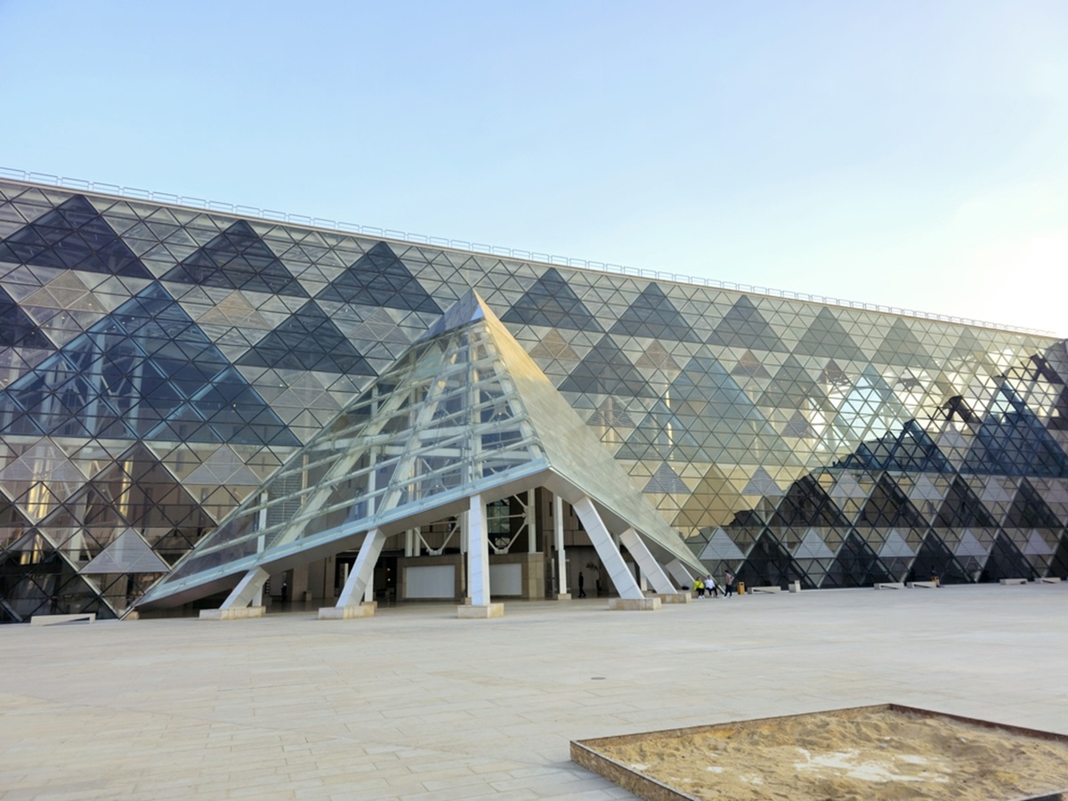 L’ouverture du Grand Musée Égyptien au Caire a boosté l’activité touristique du pays. @depositphotos/Tamer_Soliman