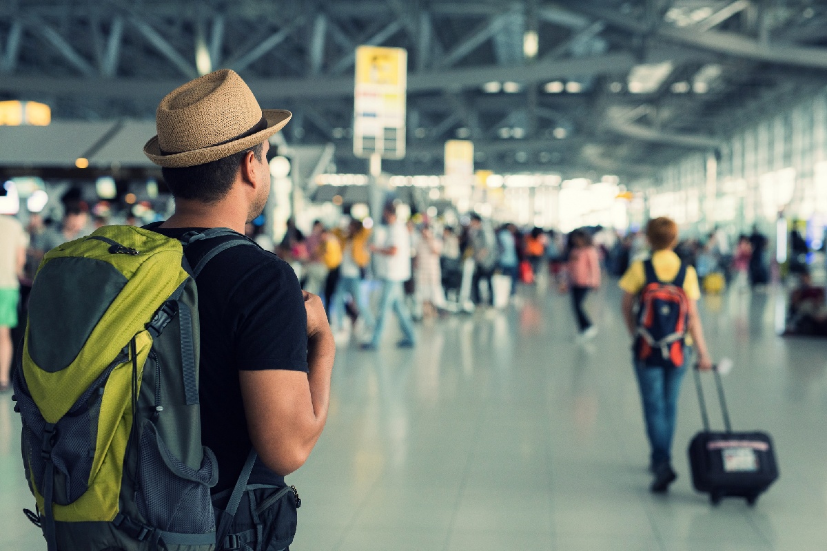 EES : les files d'attente vont-elles s'allonger dans les aéroports européens ? - Depositphotos.com  Auteur Nopphon1987