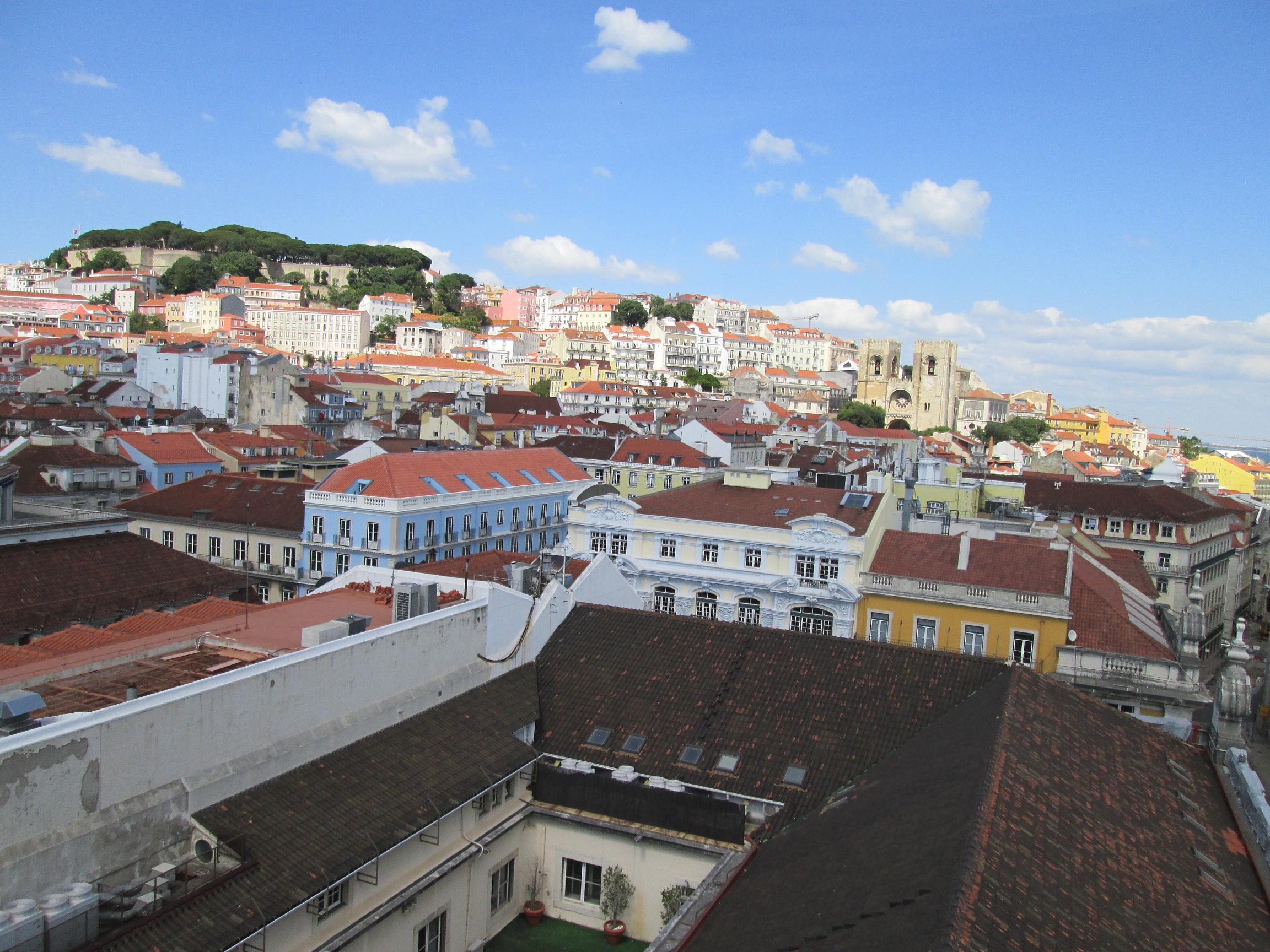 Vue sur Lisbonne du Mirador qui surmonte le célèbre Arc de Triomphe de la rue Augusta. Photo MS.