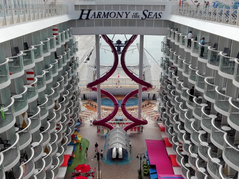 L'Harmony of the Seas accueille Ultimate Abyss, le plus haut toboggan en mer - Photo : P.C.