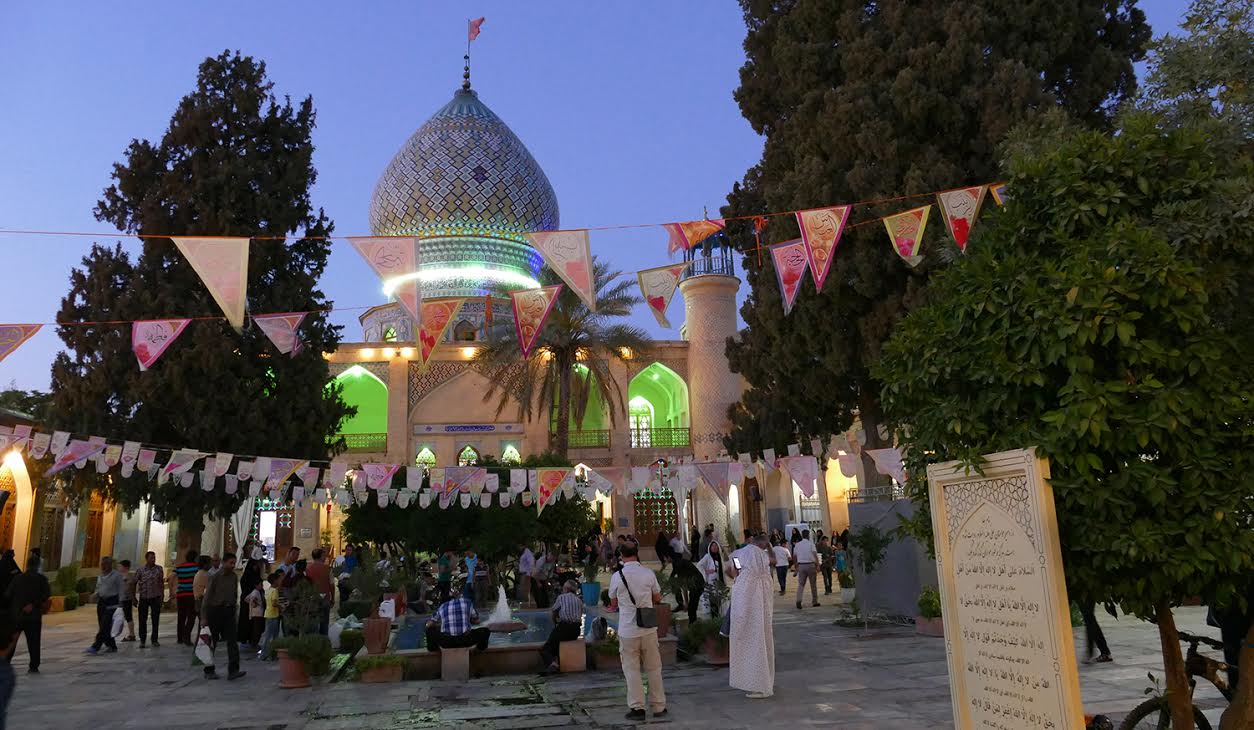 A Chiraz dans la douceur d’un soir de ramadan - Photo Bernard Moulin