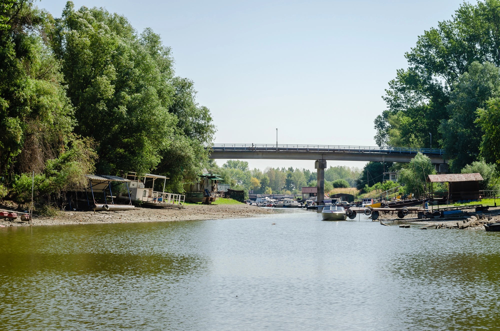 Le Danube est tombé cet été à son plus bas niveau jamais enregistré - DepositPhotos.com, Mario Kprn