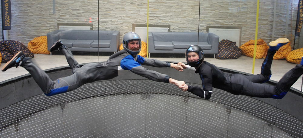 Vol dans le simulateur de vols On'Air Soufflerie Vol dans le simulateur de vols On'Air Soufflerie