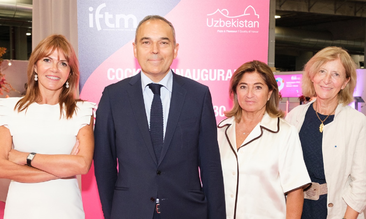 De gauche à droite : Christelle Chassagne (Présidente d’ADN Tourisme), Jean-René Morice (Président d’INNTO France), Valérie Boned (Présidente de la CAT) et Géraldine Leduc (Conseillère du président de l’ANETT) - Crédit photo : Alexandre Nestora