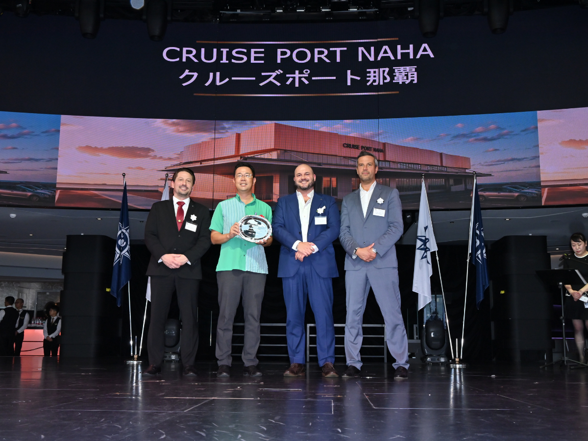 Les représentants de l’Autorité portuaire de Naha, de Cruise Port Naha G.K., de MSC Croisières et de Royal Caribbean Group lors de la cérémonie de lancement des travaux - Photo : MSC Croisières