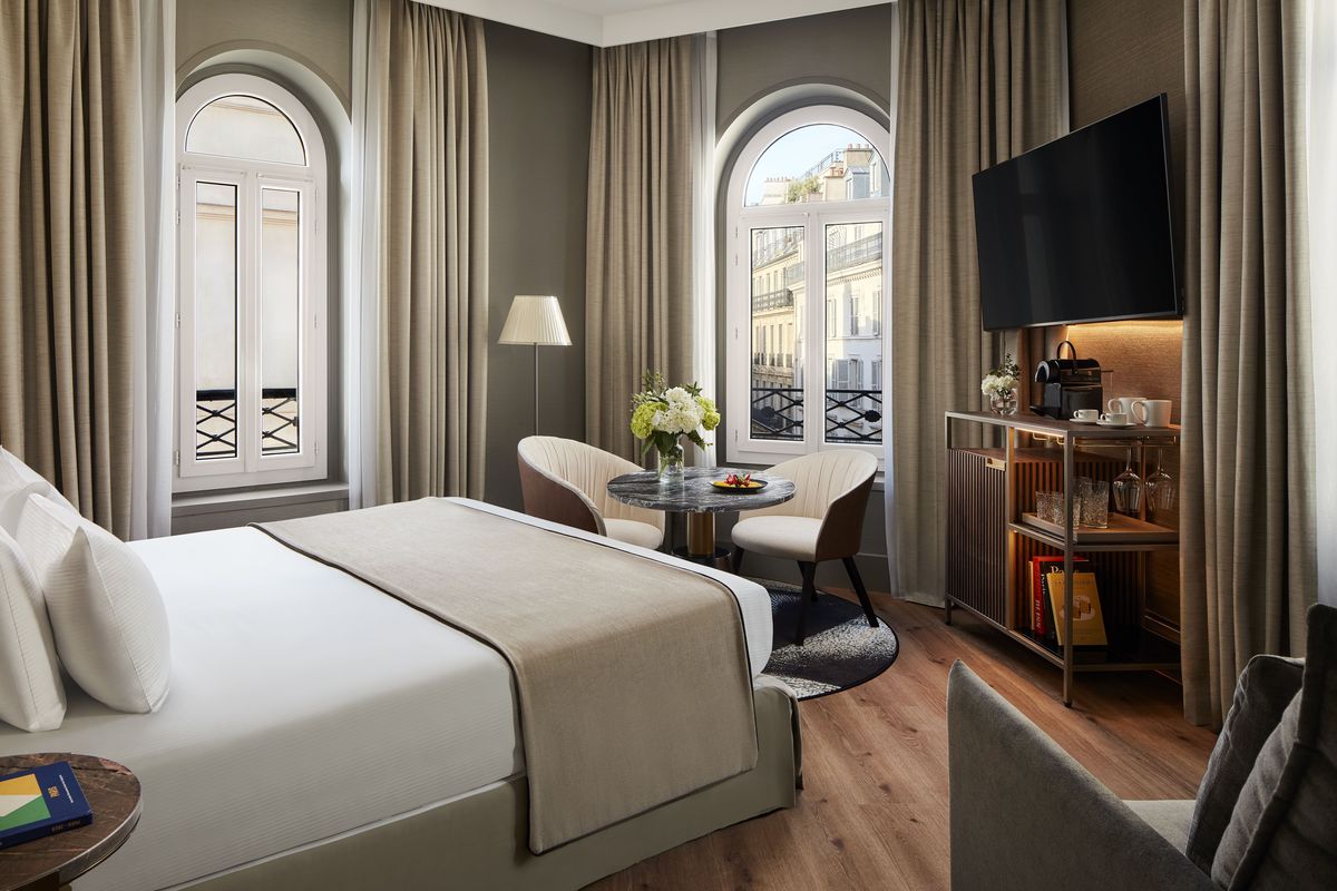 Une Suite Junior du NH Collection Paris-Ponthieu-Champs Elysées © Minor Hôtels