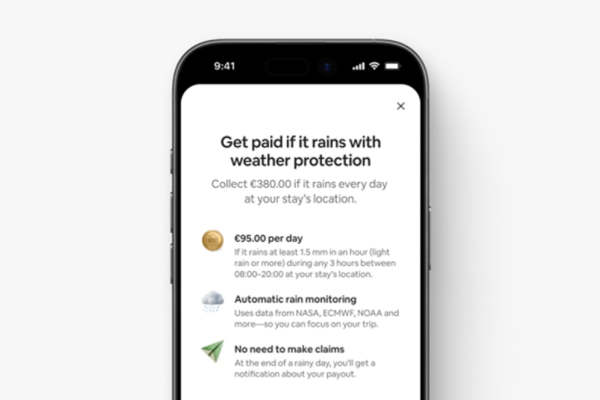Airbnb lance la Garantie intempéries, un produit d'assurance optionnel qui informe automatiquement les voyageurs de leur éligibilité à un versement en cas de pluie - Illustration : Airbnb