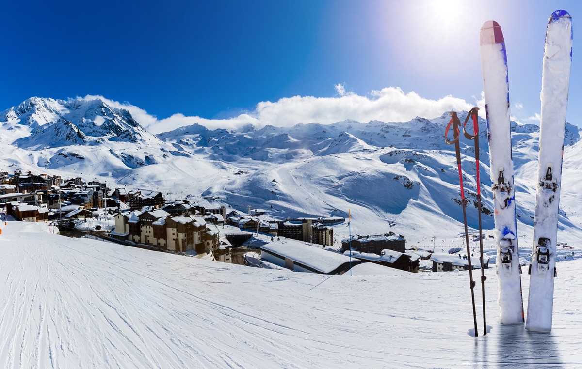 MMV : 180 € offerts aux clients qui rejoignent les Alpes en train de nuit - Depositphotos.com  Auteur Gorilla