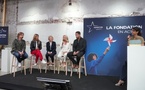 De gauche à droite, autour d'Anne Rigail, certains administrateurs : Seth (artiste graffeur), Sarah Poniatowski (designer), Estelle Brice, déléguée générale de la Fondation Air France, Thomas Pesquet (astronaute) et Eglantine Emeye (présentatrice TV et animatrice) - Photo C. Hardin