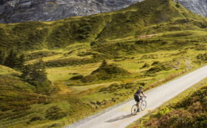 La Suisse à vélo : en route pour Berne et l’Oberland bernois