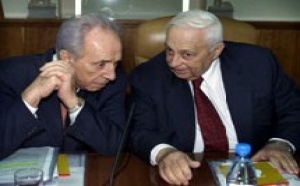 Shimon Peres en contact avec une chaîne d'hôtels