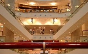 La boutique Gucci de Taipei pillée pendant un typhon