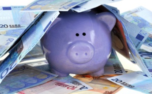 La Case de l’Oncle Dom : Air France, SNCF... que les gros salaires lèvent le doigt ! La Case de l’Oncle Dom : Air France, SNCF... que les gros salaires lèvent le doigt !