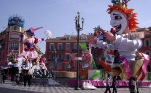 Côte d'Azur : le Carnaval est loin d'être une mascarade...
