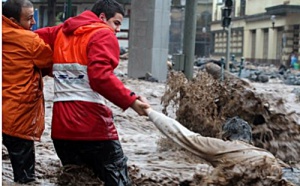 Portugal : l'île de Madère ravagée par des torrents de boue Portugal : l'île de Madère ravagée par des torrents de boue