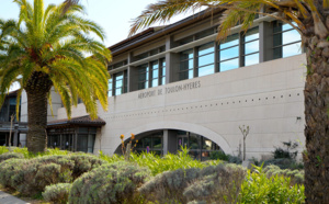 L'aéroport de Toulon Hyères relié à Anvers et Varsovie L'aéroport de Toulon Hyères relié à Anvers et Varsovie