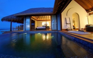 Anantara ouvre 7 hôtels et s'offre un atoll aux Maldives