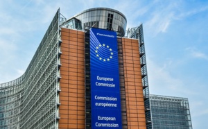 Ryanair : la Commission européenne accuse la compagnie de bafouer les droits des consommateurs