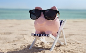 Hausse du taux de commission des chèques-vacances : un nouvel impôt déguisé ? Hausse du taux de commission des chèques-vacances : un nouvel impôt déguisé ?