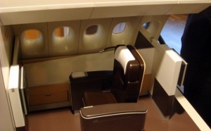 ITB : Lufthansa tient salon avec un vrai lit... et un fauteuil pour les B-747 !