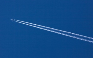 Réchauffement climatique : faut-il enfin taxer le kérosène des avions ?