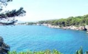 Antibes fait sa promotion sur Air France