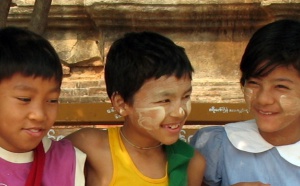 KARAWEIK, réceptif Birmanie : notre brochure Individuels et Groupes 2011/2012 , vient de sortir,  demandez le programme…