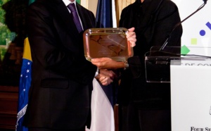 TAM Airlines : Président de la compagnie reçoit le prix de la “Personnalité Brésilienne de l’Année” 