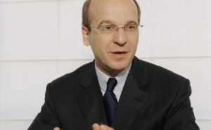 La case de l’Oncle Dom : une surtransposition, ça trompe énormément... La case de l’Oncle Dom : une surtransposition, ça trompe énormément...