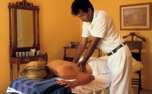 Maldives : des hôtels au régime sec et... des Spas qui tombent à l'eau ! Maldives : des hôtels au régime sec et... des Spas qui tombent à l'eau !