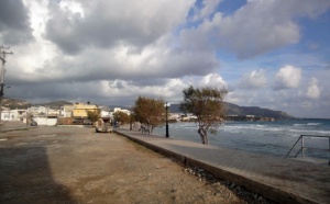 Héliades présente : Mon village, c’est Clochemerle... en Crète !