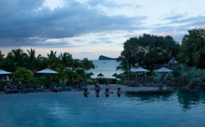 Suite et fin du Like a Local. Etes-vous prêts à tomber sous le charme du groupe Attitude hôtels ? Suite et fin du Like a Local. Etes-vous prêts à tomber sous le charme du groupe Attitude hôtels ?