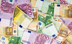 La case de l’Oncle Dom : Flux financiers... distributeurs, "vous êtes dans l’illégalité !" La case de l’Oncle Dom : Flux financiers... distributeurs, "vous êtes dans l’illégalité !"