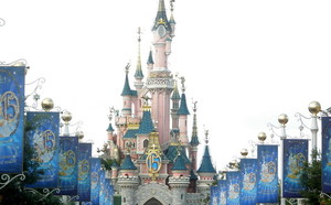 Disneyland Paris : les clients ont de plus en plus recours aux agences de voyages