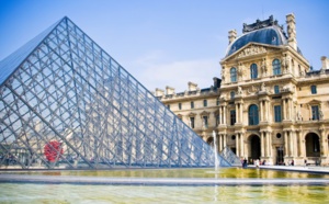 Paris : le musée du Louvre fermé