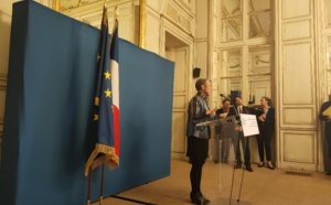 Elisabeth Borne : "Nous déconseillons fortement tous les voyages non-nécessaires..." Elisabeth Borne : "Nous déconseillons fortement tous les voyages non-nécessaires..."