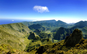 Manor prépare "un commando" pour vendre la Réunion