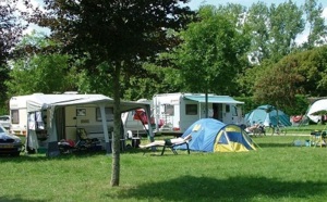 Camping : baisse des réservations en 2012