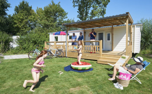 Les campings Siblu : ensemble en toute sécurité, flexibilité et confort des vacances en plein air !