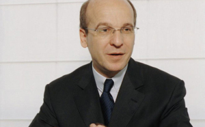 Vœux 2013 - R. Vainopoulos (TourCom) aborde 2013 "dans un esprit combatif, pour aider les agences à mieux gagner leur vie"