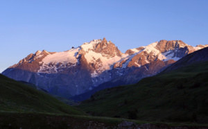 Voyages Vert Vous - Les Écrins à pied, tutoyer les cimes et les glaciers (EP12)